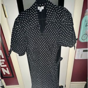 Cute black polka dot wrap dress 5x/26